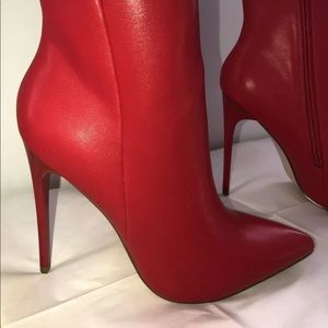 JustFab Red Stiletto Booties Size 8 NIB